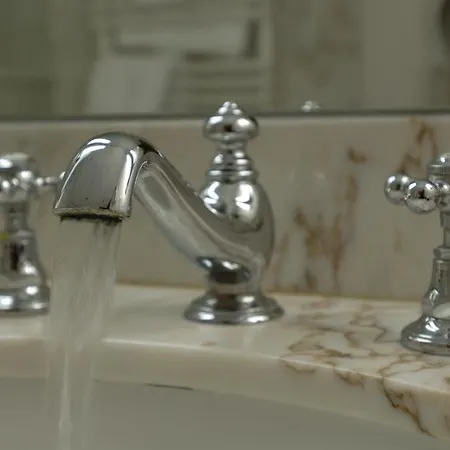 Saint Walfrid Restaurant & Hotel 4*