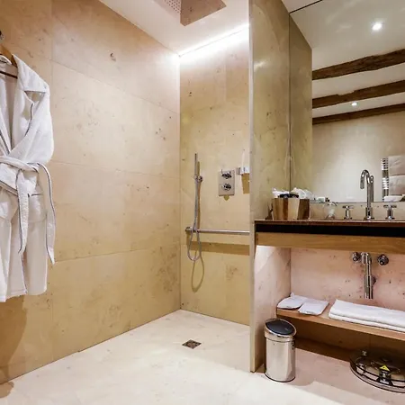 Szálloda Saint Walfrid Restaurant & Sarreguemines