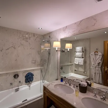 Szálloda Saint Walfrid Restaurant & Sarreguemines