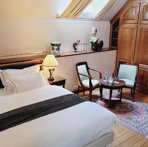 Отель Saint Walfrid Restaurant & 4*