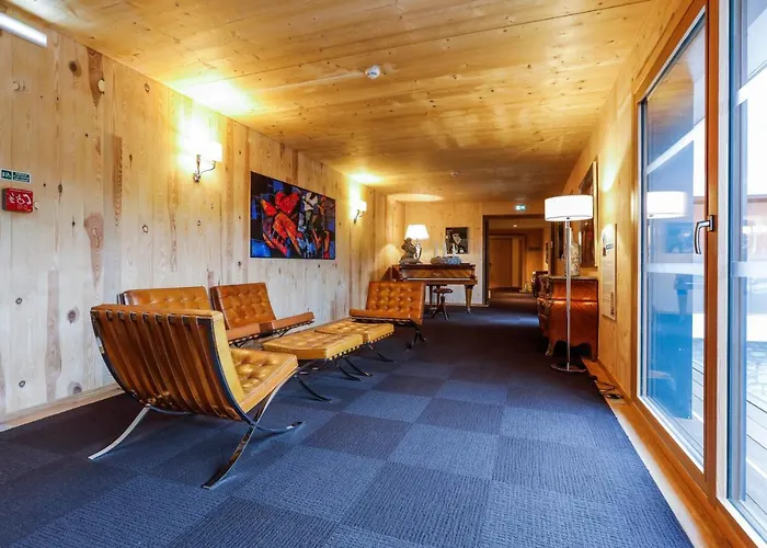 Saint Walfrid Restaurant & 4* Саргемин