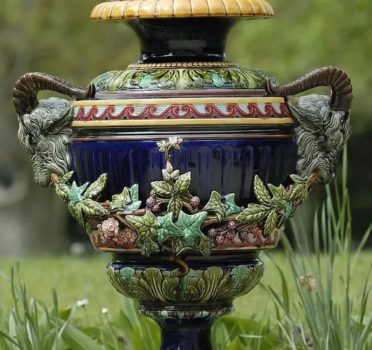 Saint Walfrid Restaurant & Саргемин