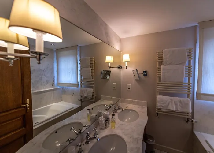 Отель Saint Walfrid Restaurant &